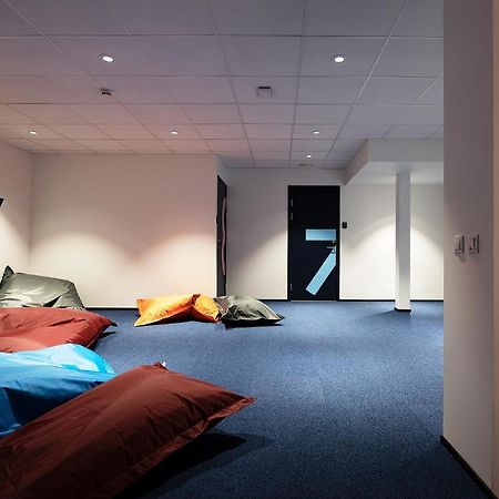 Neotel Tallinn Luaran gambar