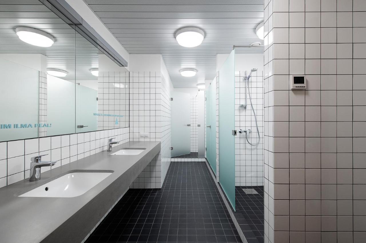 Neotel Tallinn Luaran gambar